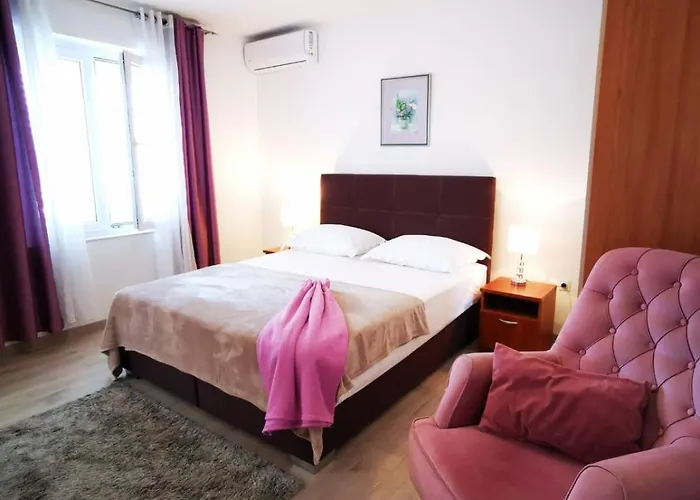 Apartment D&M1