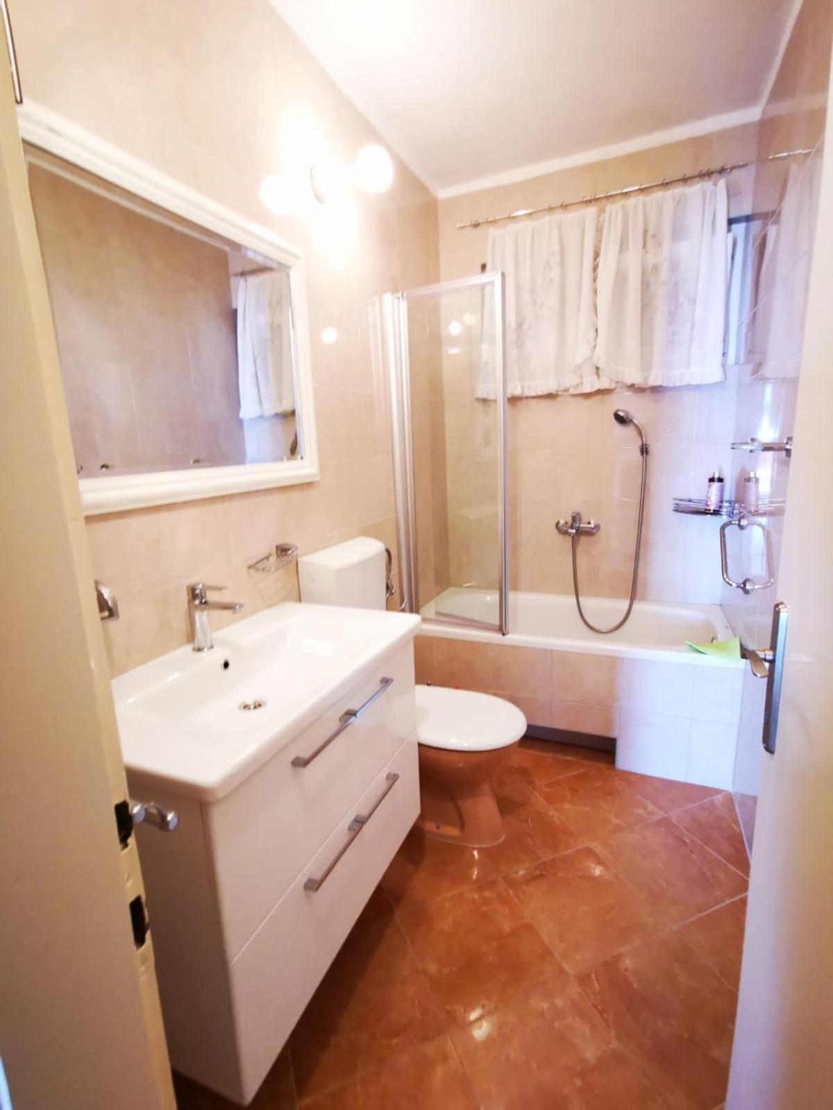 Apartment D&m1 *